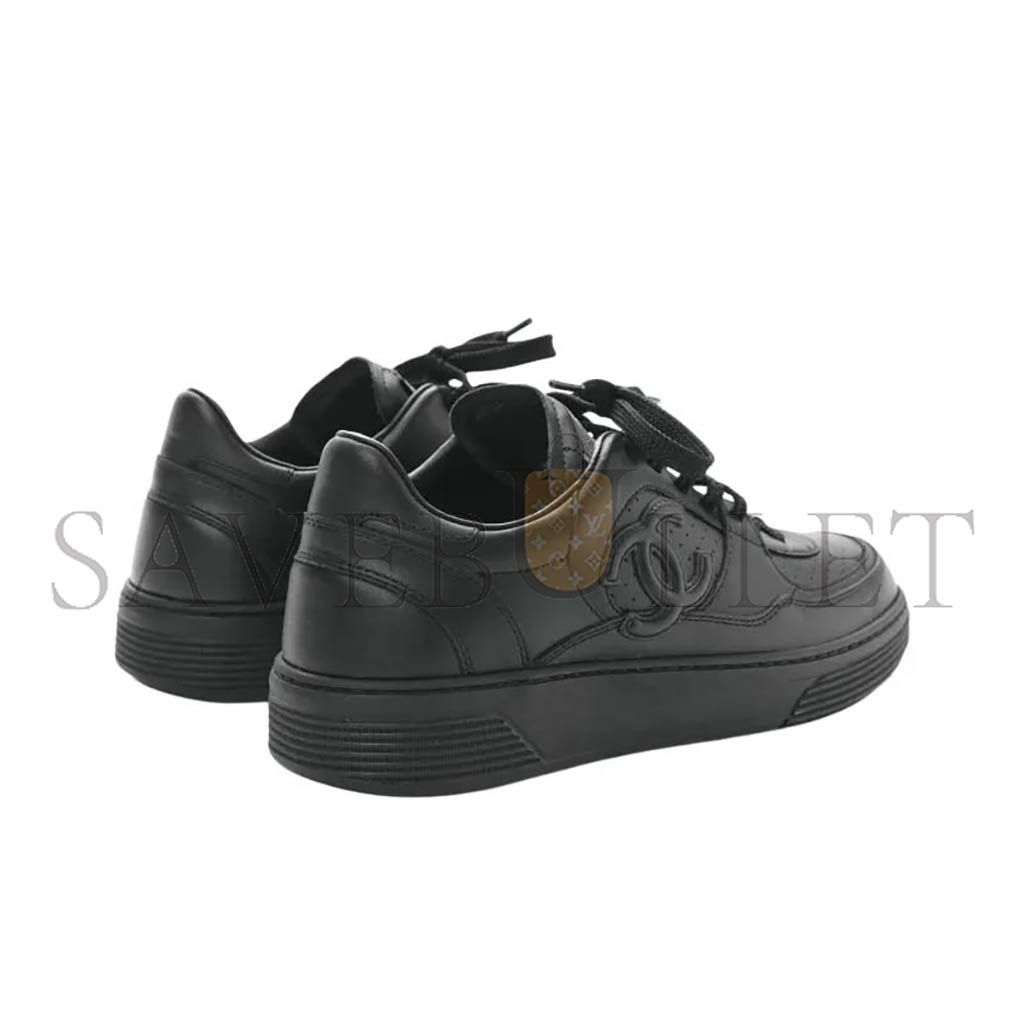 CHANEL WOMEN'S 23A SNEAKER G45079 